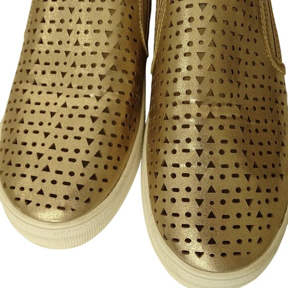 Steve Madden Gold Perforated Slip-On Loafer Shoes Women Size 9 M Faux Leather - Picture 8 of 8